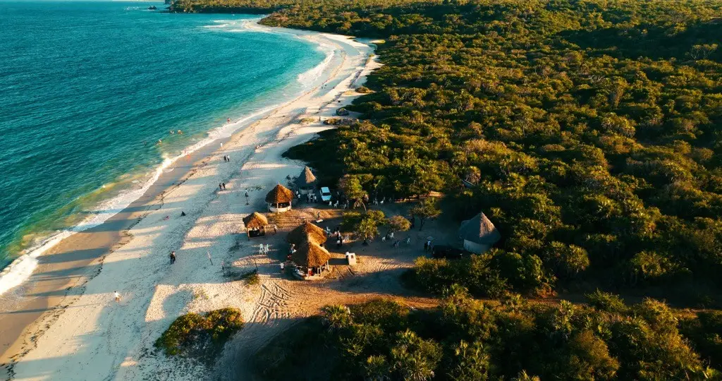 BASECAMP_DAR ES SALAAM_ISLAND
