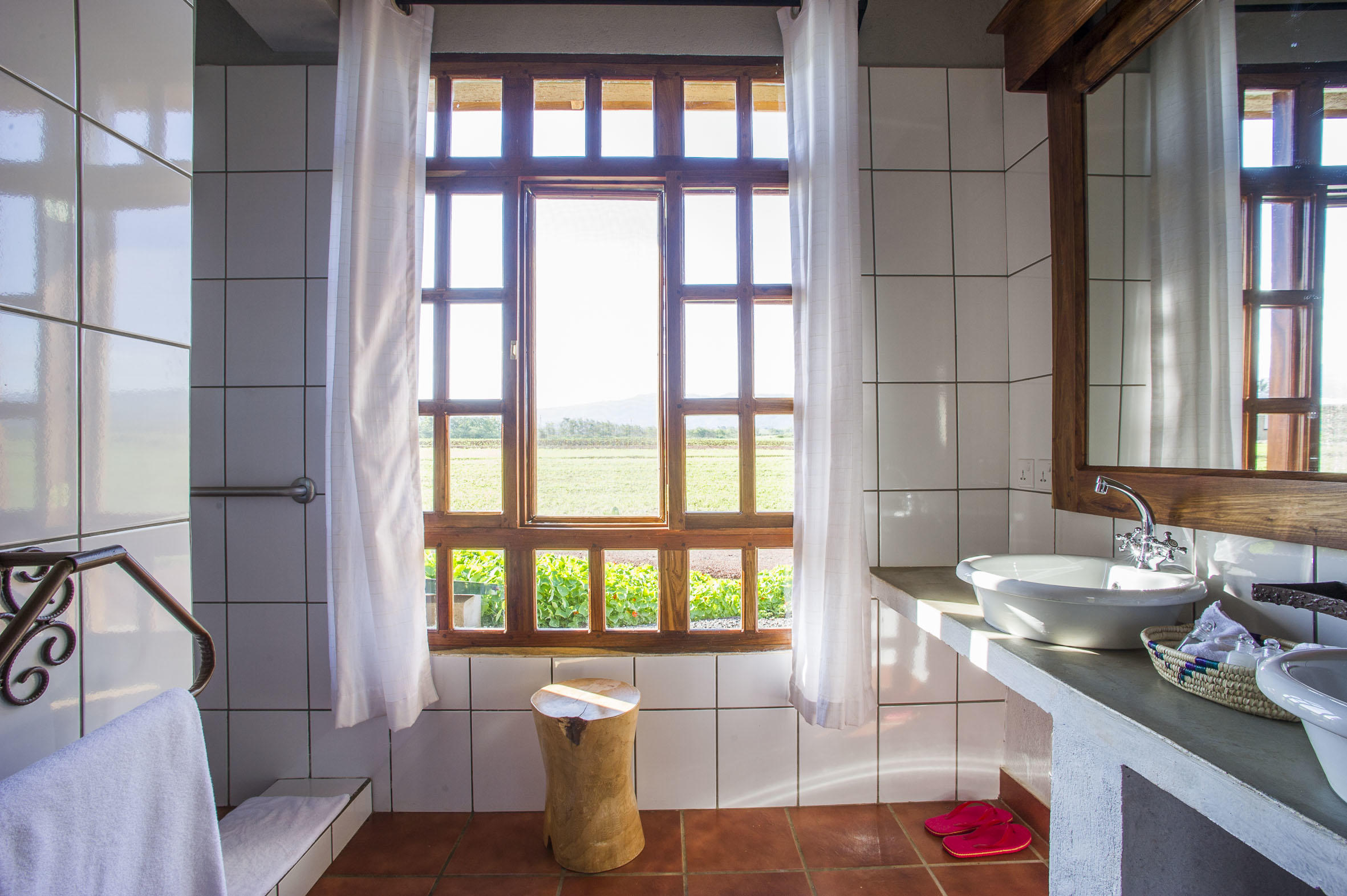 farm house valley twcapril14-36