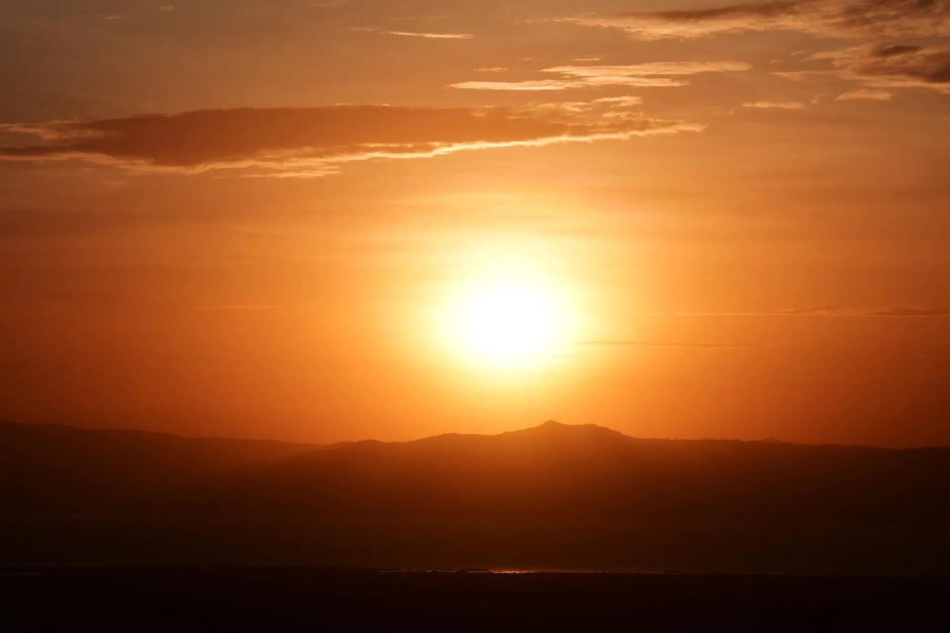 Sunset bij Lake Manyara in Tanzania met LAZY LION SAFARIS